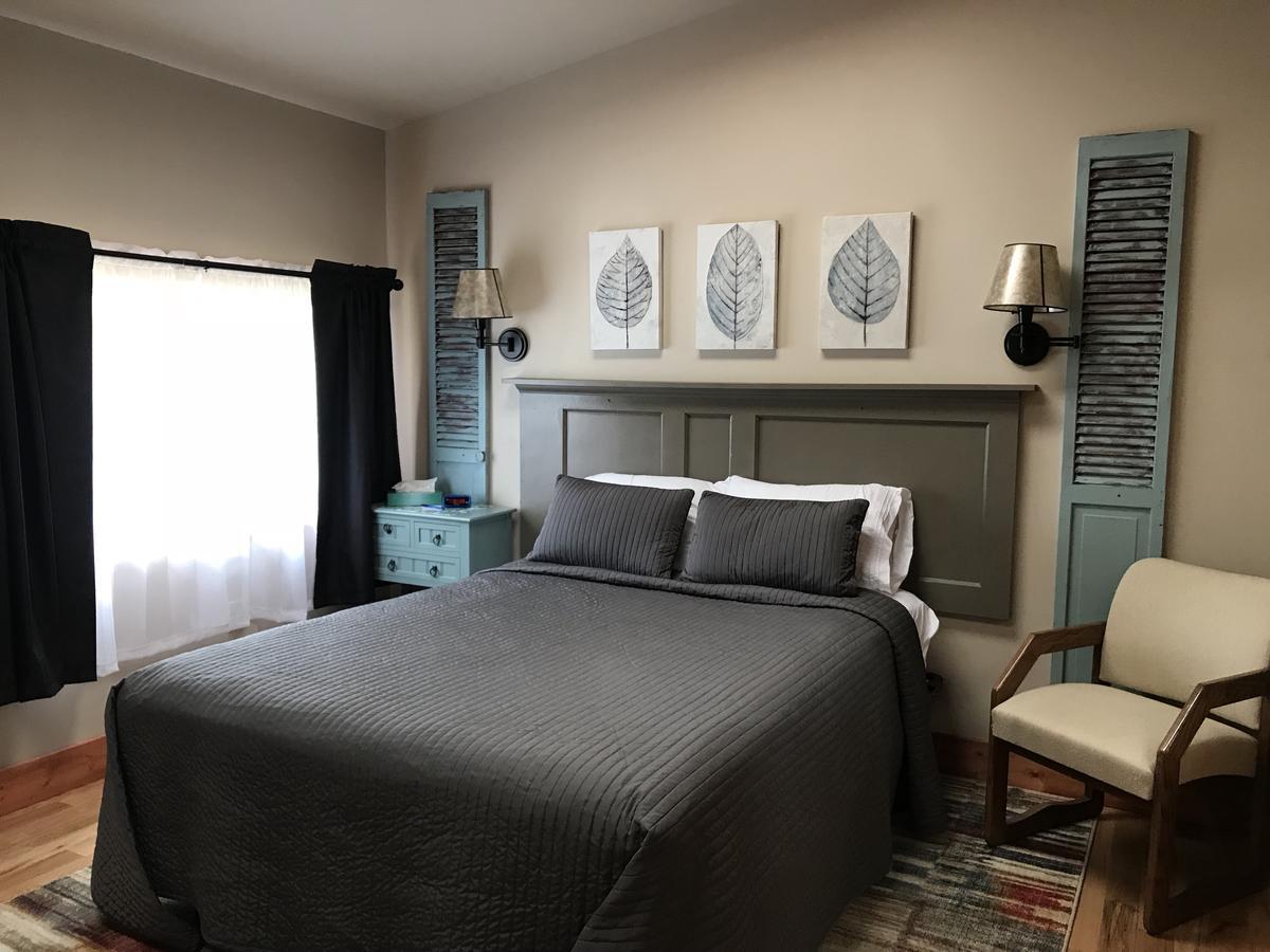 Hocking Hills Inn 洛根 外观 照片