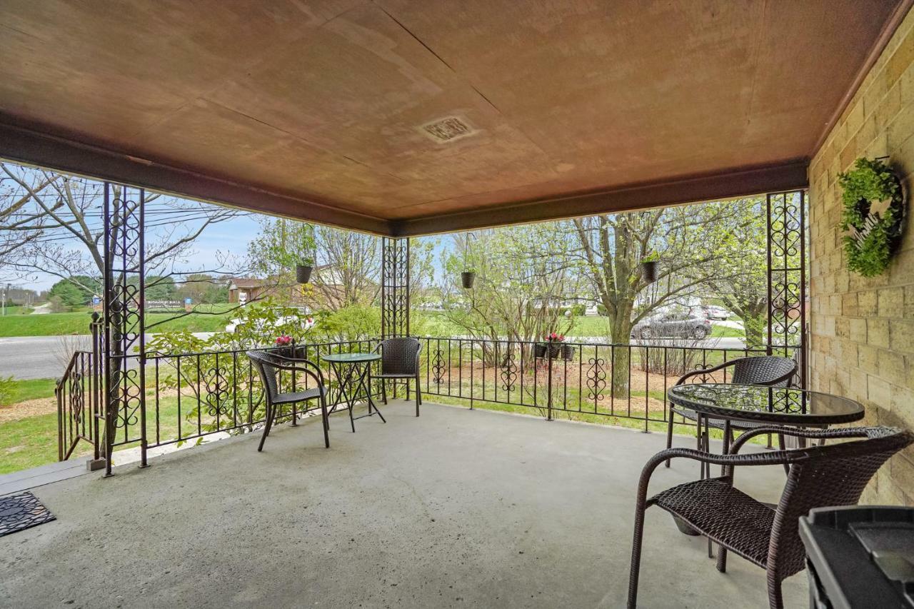 Hocking Hills Inn 洛根 外观 照片